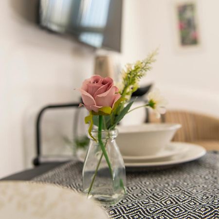 Cozy Studio Flat For Rent Apartment Preston  Bagian luar foto